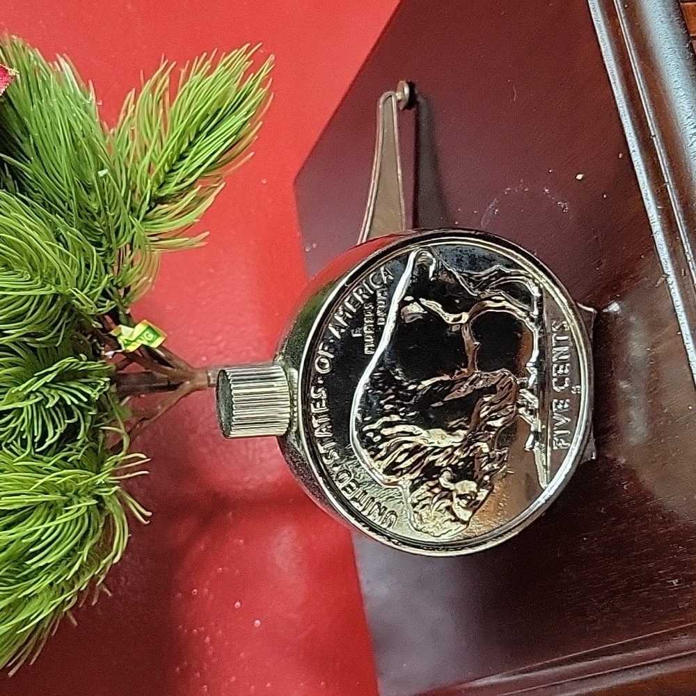 Vtg Avon  “1913 Buffalo Head Nickel” Decanter Aftershave Flask (Empty)